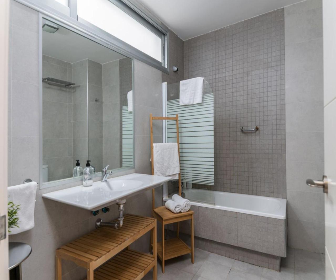 Trinidad Con Parking By Dossan Apartment Malaga Ngoại thất bức ảnh